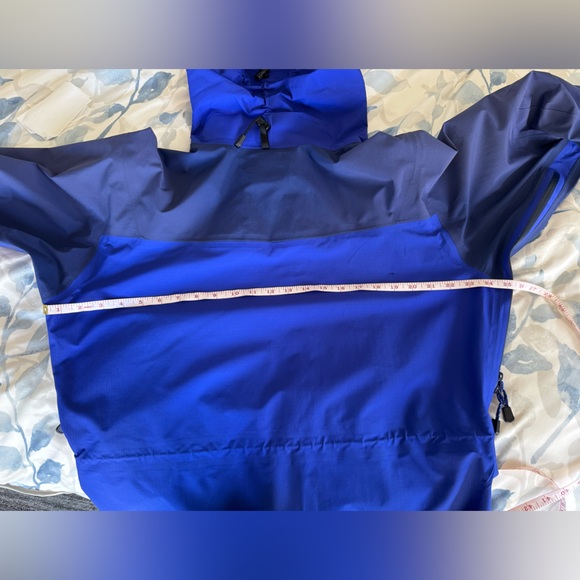 Arc'teryx Vibrant Blue hardshell jacket - vintage in prime condition - women’s L - Picture 10 of 16